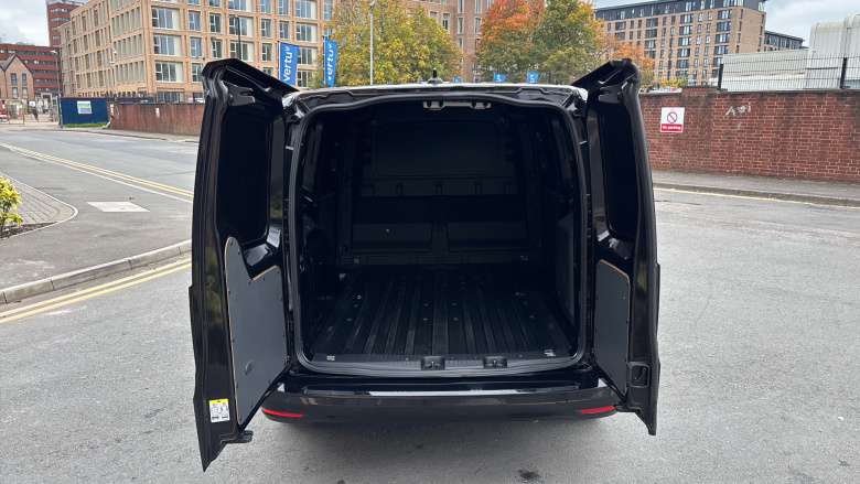 Ford Transit Connect 250 L2 Petrol 1.5 EcoBoost PHEV 150 Limited Van Auto